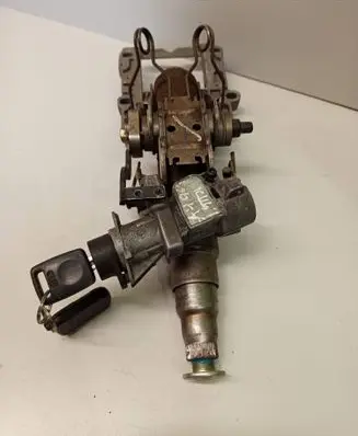 Audi A4 S4 B5 8D Steering wheel axle 4B0905851