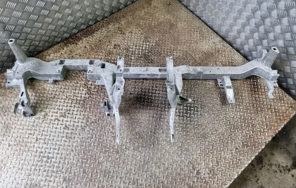 Volvo XC60 Dashboard cross member/frame bar 32244009
