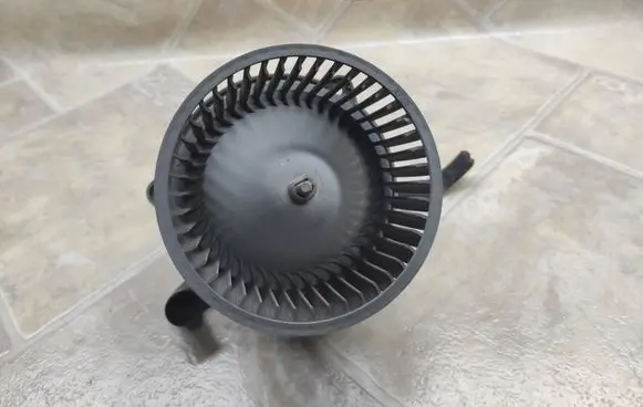 Hyundai Terracan Heater fan/blower F00S330020