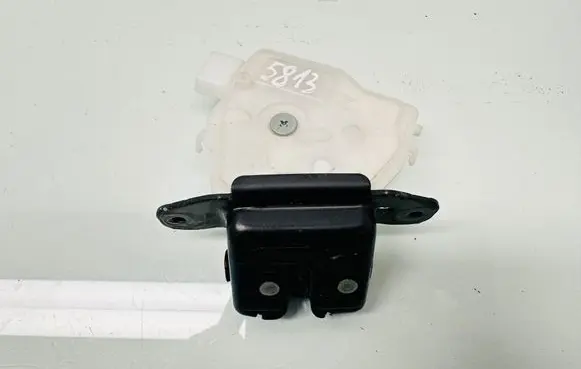 Toyota Yaris Tailgate/trunk/boot lock/catch/latch