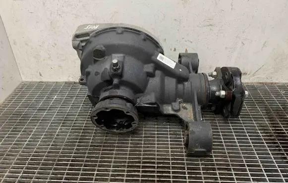 Chevrolet Camaro Rear differential 84371223