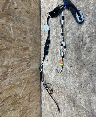 DS Automobiles 7 Crossback Tailgate/trunk wiring harness 9826128380