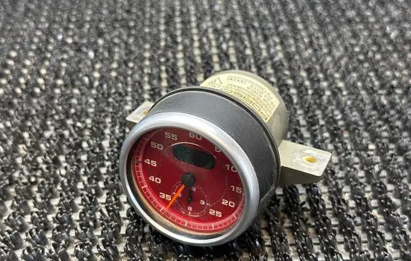Porsche Cayenne (92A) Speedometer (instrument cluster) P2130225034330 95855805500AKM