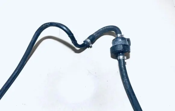Volkswagen PASSAT B5 Valve vacuum 058133459 42115910