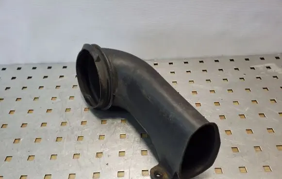 Toyota Land Cruiser (J120) Air intake hose/pipe 1797162010