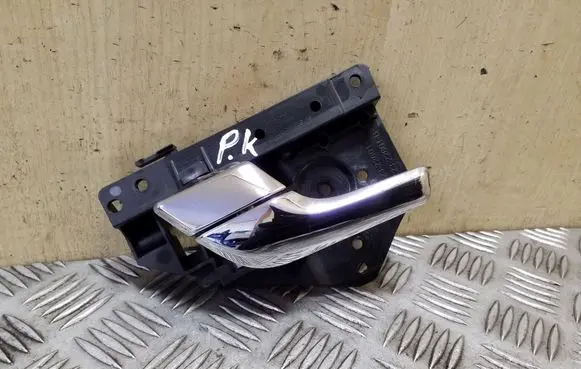 Jaguar XF X250 Front door interior handle BJ3222601AA BJ32266B35AA 8X2322601AE