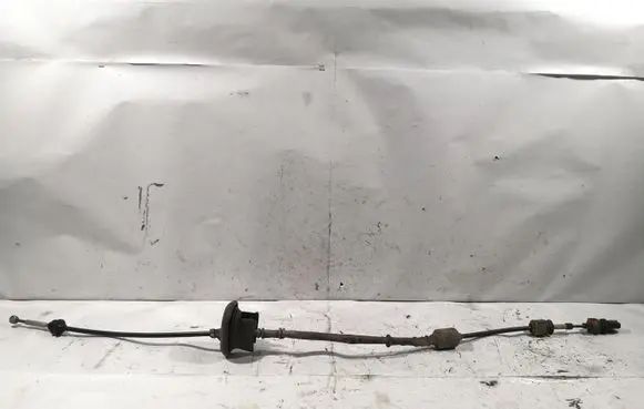 Gear shift cable linkage