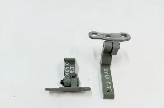 Volvo XC40 Rear door hinge set 31457096