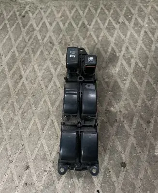 Toyota Land Cruiser (J120) Electric window control switch 8404060053 515439