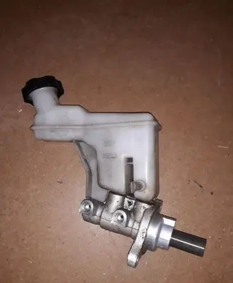 KIA Sportage Master brake cylinder
