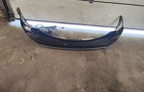 Toyota RAV 4 (XA40) Rear bumper