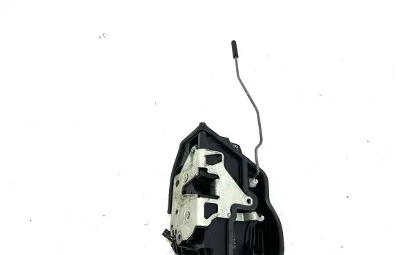 BMW X5 E70 Front door lock 7202145