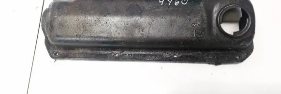 Volkswagen Golf IV Rocker cam cover 