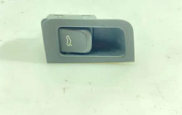 Audi A6 C7 Tailgate opening switch 4G1959829 4H0959831A
