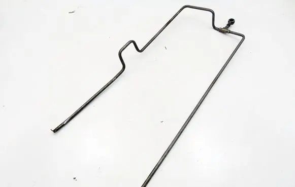 BMW 6 E63 E64 Oil cooling pipe 