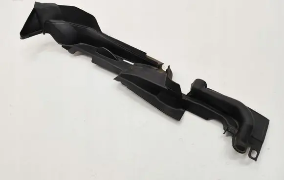Audi A4 S4 B9 8W Fender end trim 8W0821170