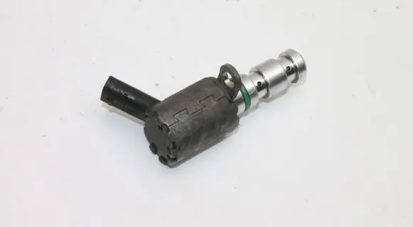 Ford Fiesta Oil temperature sensor CM5G6C880DA