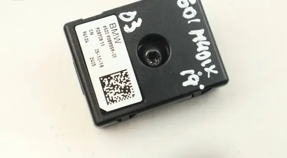 BMW X3 G01 Aerial antenna amplifier 9389559