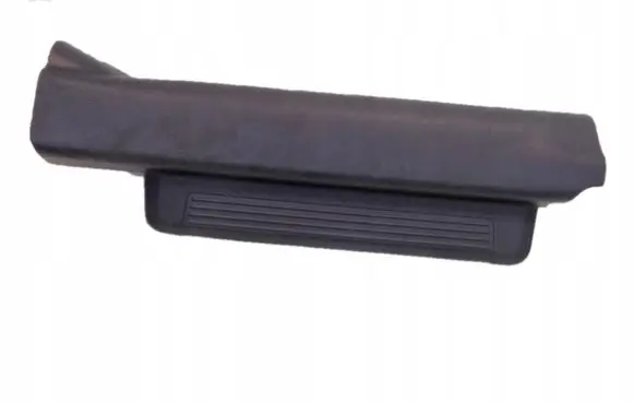Lexus IS 220D-250-350 Rear sill trim cover