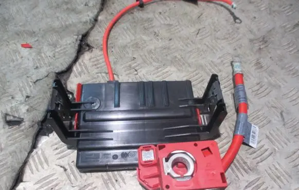 BMW 1 E81 E87 Positive cable (battery) 9130879
