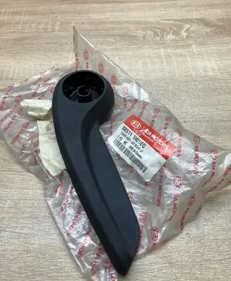 KIA Pro Cee'd I Front driver seat 885111H011EQ 885111H011