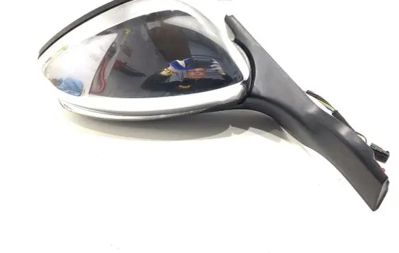 Peugeot 2008 I Front door electric wing mirror