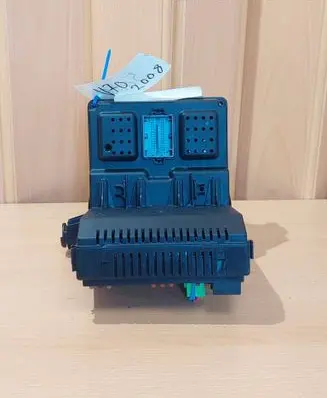 Volvo V70 Fuse module 30786889