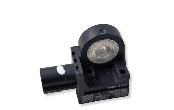 KIA Sorento Airbag deployment crash/impact sensor 610435800 259302P000 03312014