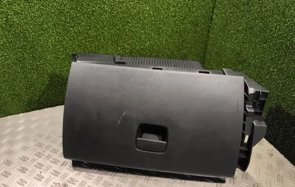 Opel Vivaro Glove box set 93454260 681084386R