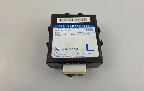 Toyota RAV 4 (XA20) Immobilizer control unit/module 8978042050