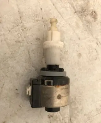Renault Trafic III (X82) Headlight level adjustment motor C90012412 89022080 PL35L024LB8