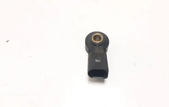 Audi A4 S4 B9 Detonation knock sensor 0261231146