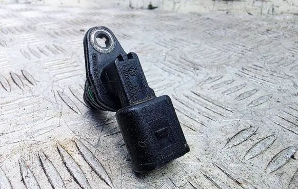 Volkswagen Atlas Crankshaft position sensor 03Q907601E