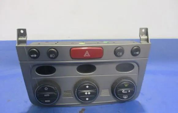 Alfa Romeo 147 Climate control unit 07352944670