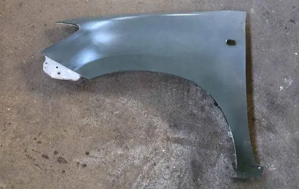 Toyota Hilux (AN10, AN20, AN30) Fender 