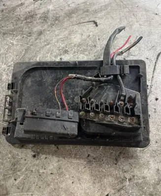 Seat Ibiza III (6L) Battery box tray cover/lid 6Q0937550