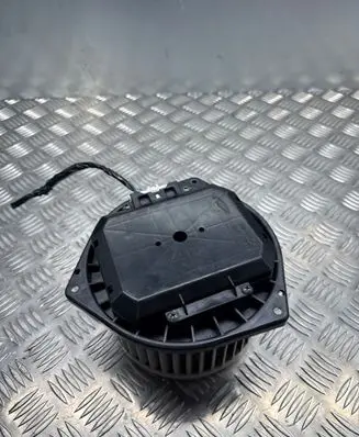 Nissan 350Z Heater fan/blower 3K050C7Z05