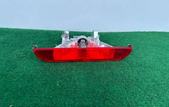 Mazda 3 I Third/center stoplight B32L51580