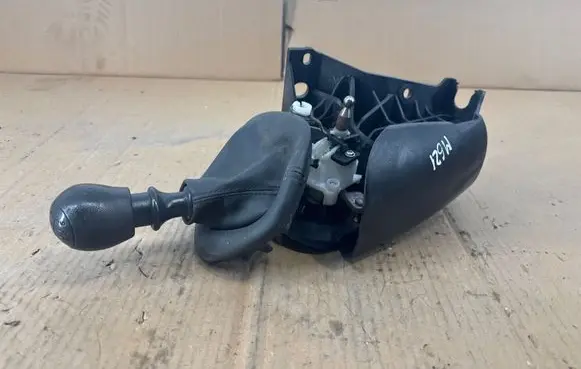 Opel Vivaro Gear shifter/selector 349012637R 01432