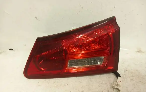 Lexus IS 220D-250-350 Tailgate rear/tail lights e111184