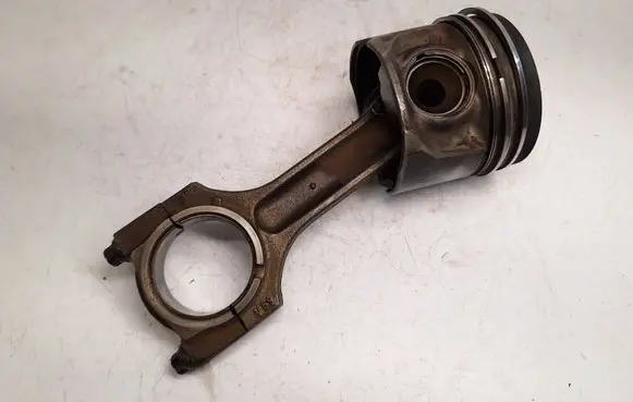 BMW X3 E83 Piston with connecting rod 11257799883