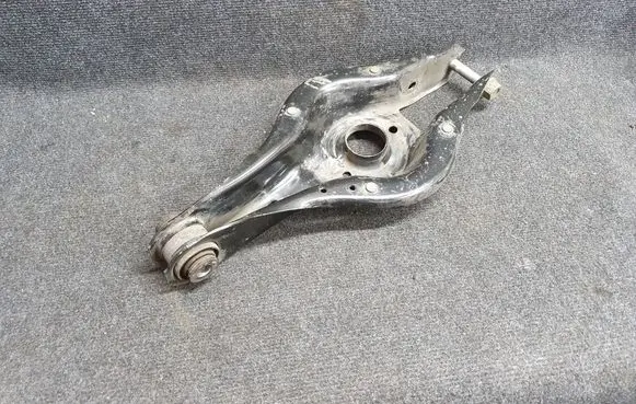 BMW 4 F32 F33 Rear upper control arm/wishbone 6867541