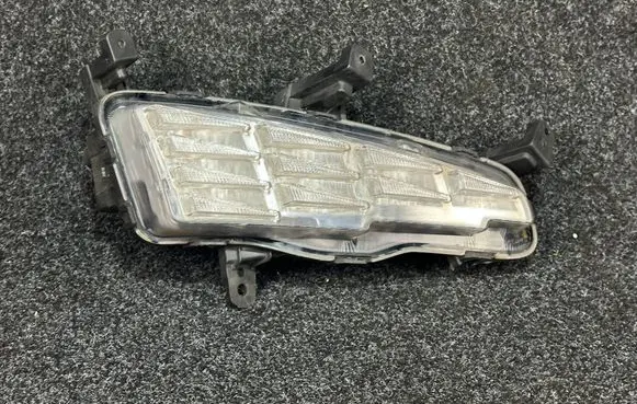 Hyundai i30 LED Daytime headlight 92208-G4600