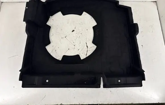 Buick Encore GX I Spare wheel section trim 42789242