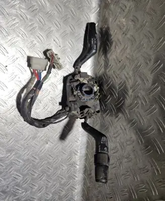 Mitsubishi Galant Wiper turn signal indicator stalk/switch MB529652