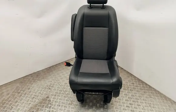 Peugeot Expert Front driver seat