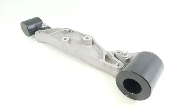 Volvo S60 Rear differential/diff mount bracket 31492866