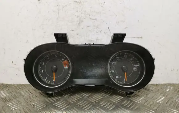 Jeep Cherokee Speedometer (instrument cluster) P68309006AC