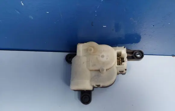 Chrysler Voyager Air flap motor/actuator 58024E