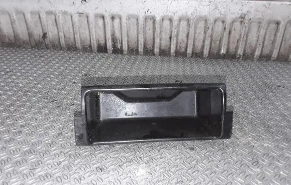 Volkswagen PASSAT B5 Car ashtray 3B0857962D